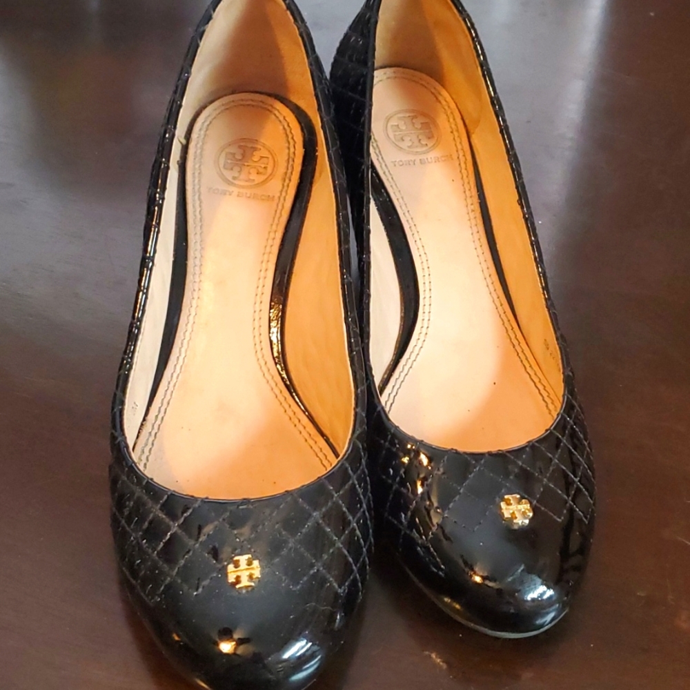 Tory Burch black patent wedge 9.5